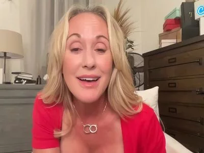 Golden Ticket Show Recording  from 2025-04-22 01:30:37 by Brandi Love