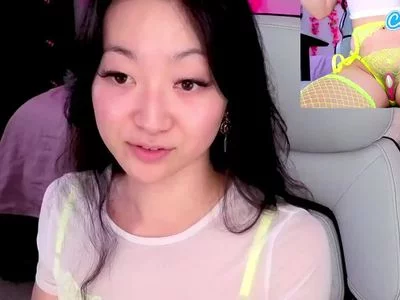 Golden Ticket Show Recording  from 2025-05-09 04:27:43 by Sweet Sofie
