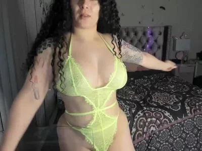Golden Ticket Show Recording  from 2020-05-03 07:41:45 by Curvy Barbi