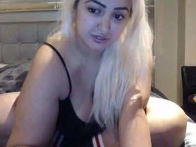 Golden Ticket Show Recording (2 / 2) from 2018-02-13 03:24:39 by Real Diamond Doll