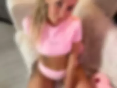 LianaFleen (lianafleen) XXX Porn Videos - Princess in a pink swimsuit