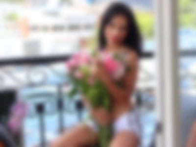 I love the flowers💐 🌷 by alicce-rous