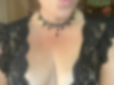 #milf in #sexy #lingerie by DramaBelle