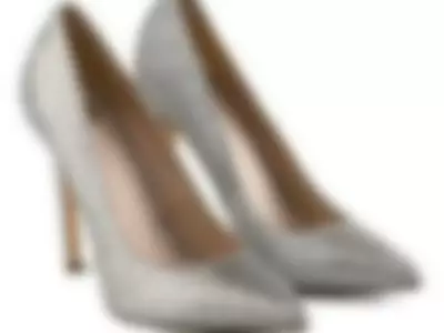 on new heels by VioletFoxSubaltern
