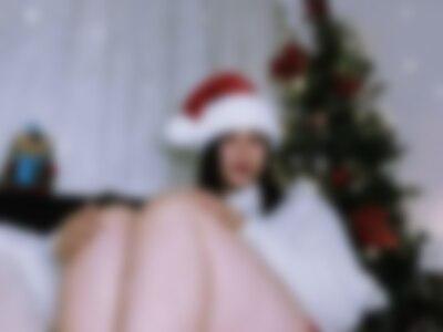 Christmas Happy by Karol-karoline