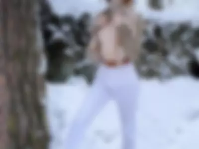 lightmyf1re (lightmyf1re) XXX Porn Videos - Let it snow