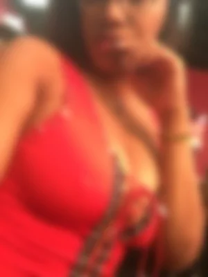 VeronicaGlasses (veronica91) XXX Porn Videos - Tits in red bikini