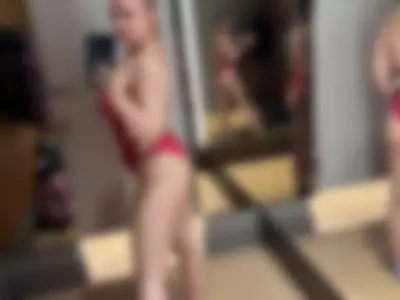 jucielussie (jucielussie) XXX Porn Videos - red lingerie in changig room