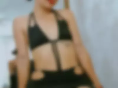 EmilyEsposito (emilyesposito) XXX Porn Videos - Do you want take me off this dress? 🔥💖