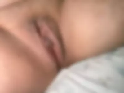 Pussy close ups- trimmed by lareynamilf