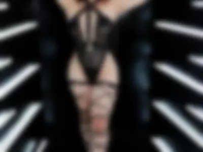 Lexy Miller (dayris) XXX Porn Videos - A sexy girl with a black outfit
