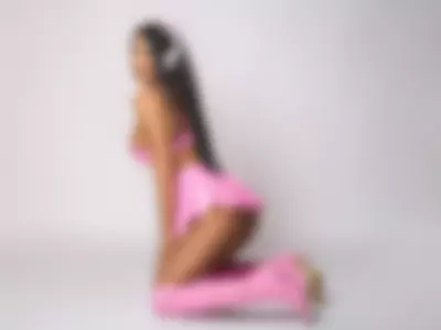sellenasky (sellenasky) XXX Porn Videos - Pink outfit & hot body
