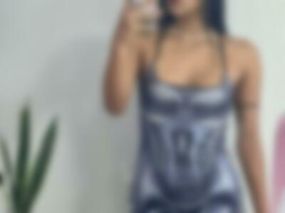 I'm online now can you visit to me ! by EmmaBruns