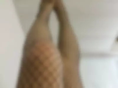 Cute Piee (Cutepiee) - my feet in stocking on Camsoda 