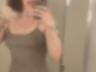 parkergyattgame (parkergotgame) XXX Porn Videos - Mirror pic in sexy dress