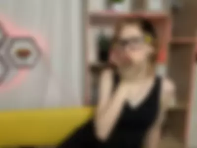 Sibby Nifsa (Sibbynifsa) - temptress in glasses on Camsoda 