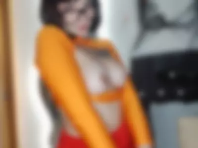 Amelie (Mariham) - SEXY VILMA🤓👄 on Camsoda 