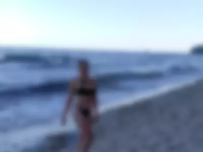 Emilly Play (Emillyplay) - Beach on Camsoda 