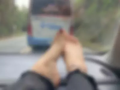 Melodie Roy (Melodieroy) - My feets in car on Camsoda 