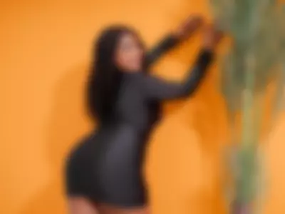 Alison Cruz (Alisoncruz) - I love it black dress on Camsoda 