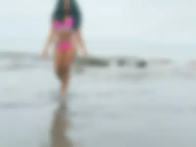 Kelsiemoore - Body on the beach on Camsoda 