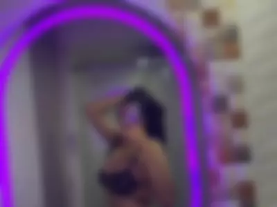 Renaxi-Smith - Purple body on Camsoda 