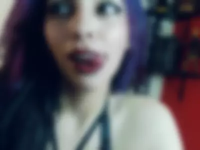 Sexy Gotica Culona wants to be fucked by soyveronica