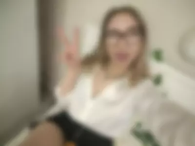 Ottilie Ching (Ottilieching) - some sexy dress on Camsoda 