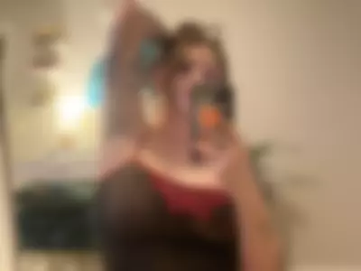Nudes by liltaytayy666