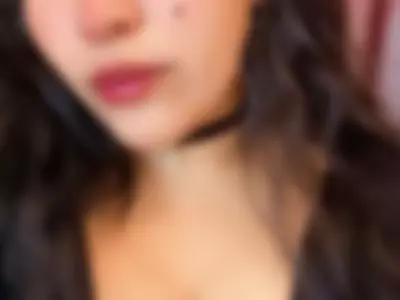 https://www.camsoda.com/secrets-kinky by Laura-Ks