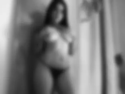 Beautiful black and white photos 🤍🖤 by Adara Johnson