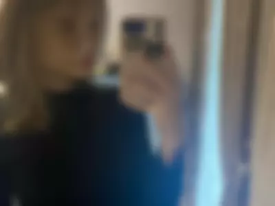 My favorite selfies by Karolina