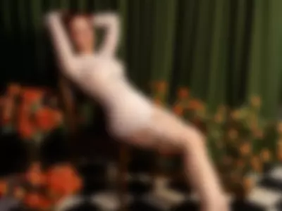Art can be sexy by Lola