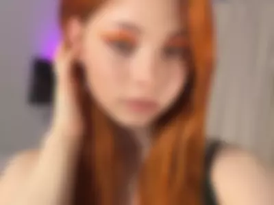 Lady in dress👗🫒🧡 by Emi