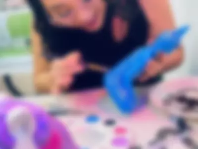 Your girl loves paintings 🎨🖌️👩🏻‍🎨 by Tiffany-Giil
