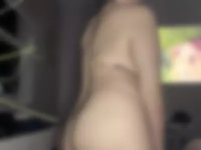ADMIRING MY BODY by aprylmaexxx