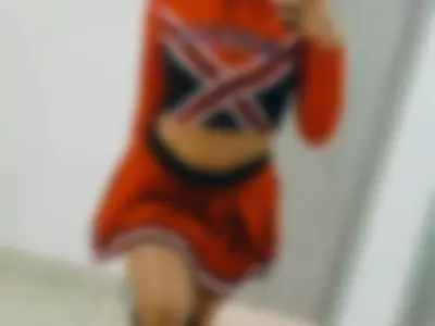 This cheerleader will cheer your night by Giselle-Roldan