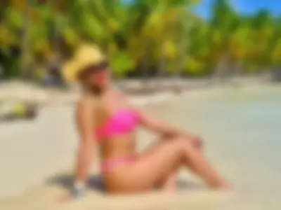 On the beach ☀️🌊🏖️⛱️🏝️👙 by Brianaa-Hot