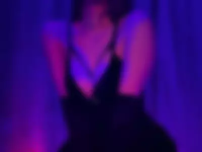 Hot album by Amina