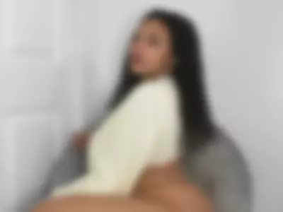 Thick Azz by TheWorstCamgirl