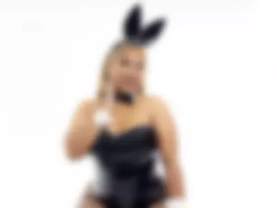 Hot Bunny Pro by Alice