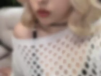 horny blonde by Liya