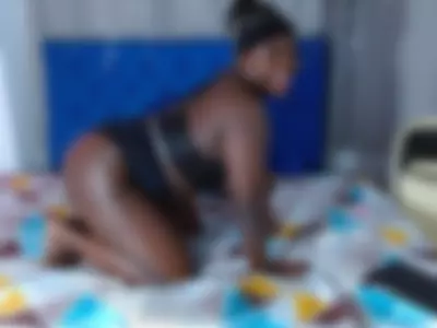 Rihana here by Rihanna 🍑
