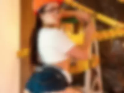 👷‍♀️I didn't come to build walls, I came to break down your desire to resist. 🔥🔧 by Victoriia Collins