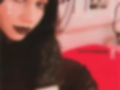 Enjoy my sexy and burning body to fill you with pleasure and lust 😈 by Alixxon1