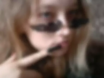 My new Sunglasses by DevonaHarn
