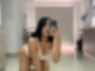 Sensual Selfie by SophiaGarcia