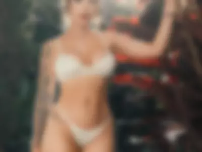 Alice sexy by Alice Price