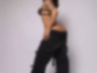 Oh-Hollyy - I like them a lot on Camsoda 