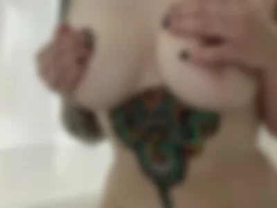 Lucy Chains (lxttlebrxt666) XXX Porn Videos - Bath time